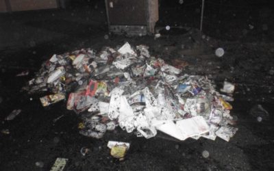 Brand Altpapierhaufen