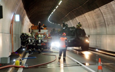 Atemschutzübung im Schallbergtunnel